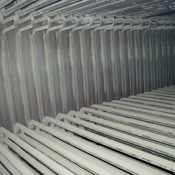 Die vernickelten Rohre zeigen erheblich geringere Wechtenbildung. Dadurch kann der Wirkungsgrad der Anlage erhöht werden.